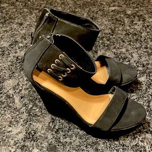 BAMBOO brand black wedged heels size 7